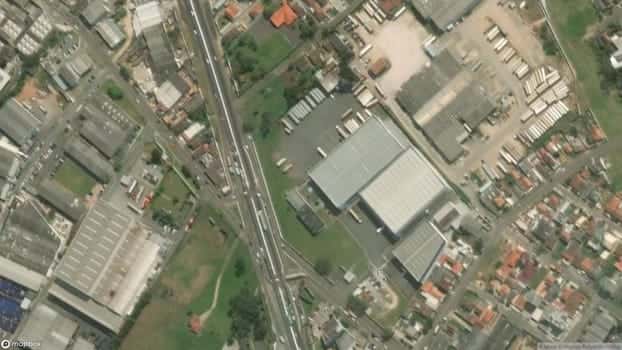 Galpão em condomínio em São José dos Pinhais/PR