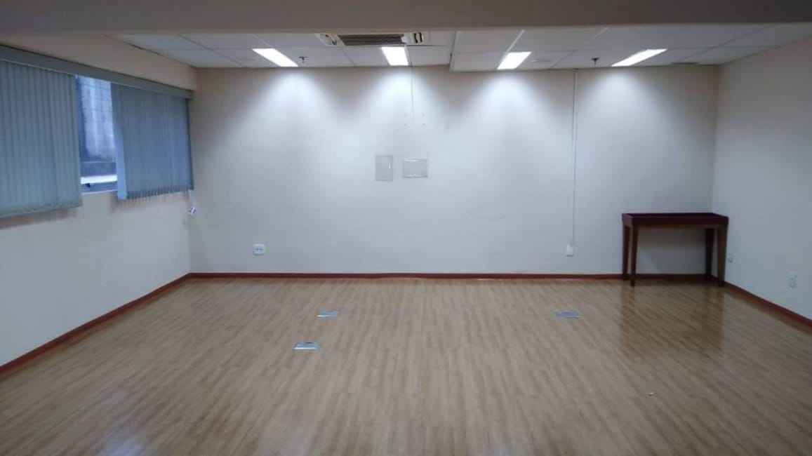 Imagem 26 - 71015758