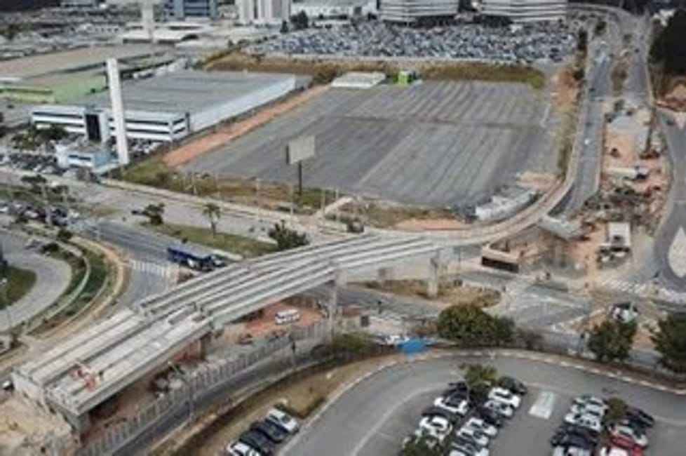 Imagem 30 - 74259801